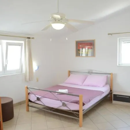 Apartman Rina Ražanac